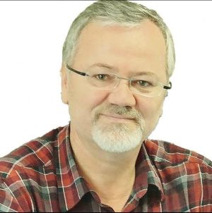 Psikiyatrist Dr Sadık Cesur